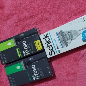 NWT Schick Hydro Skin Comfort 5-blade  3 blade razor bundle